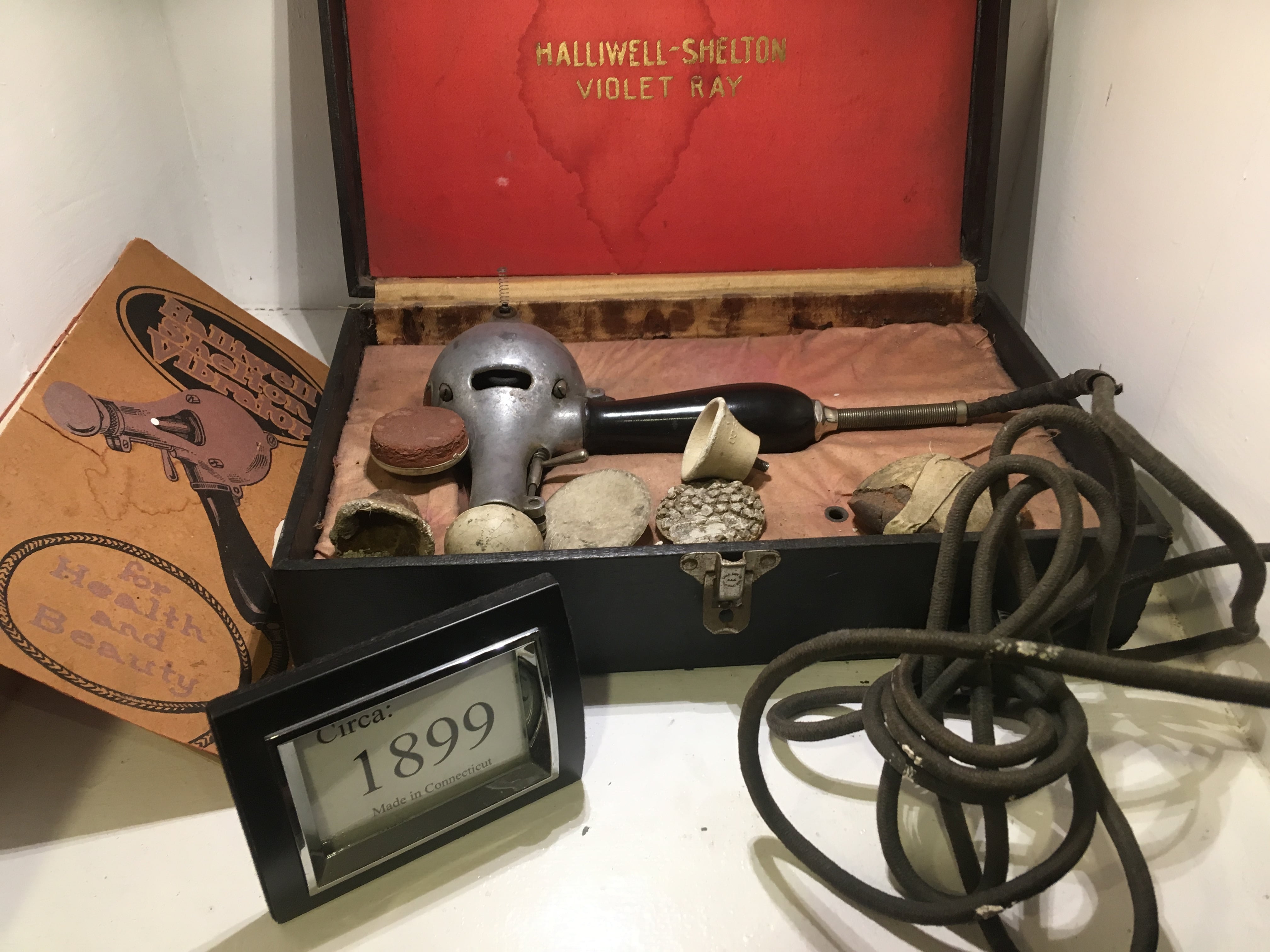 Vibrator 1899